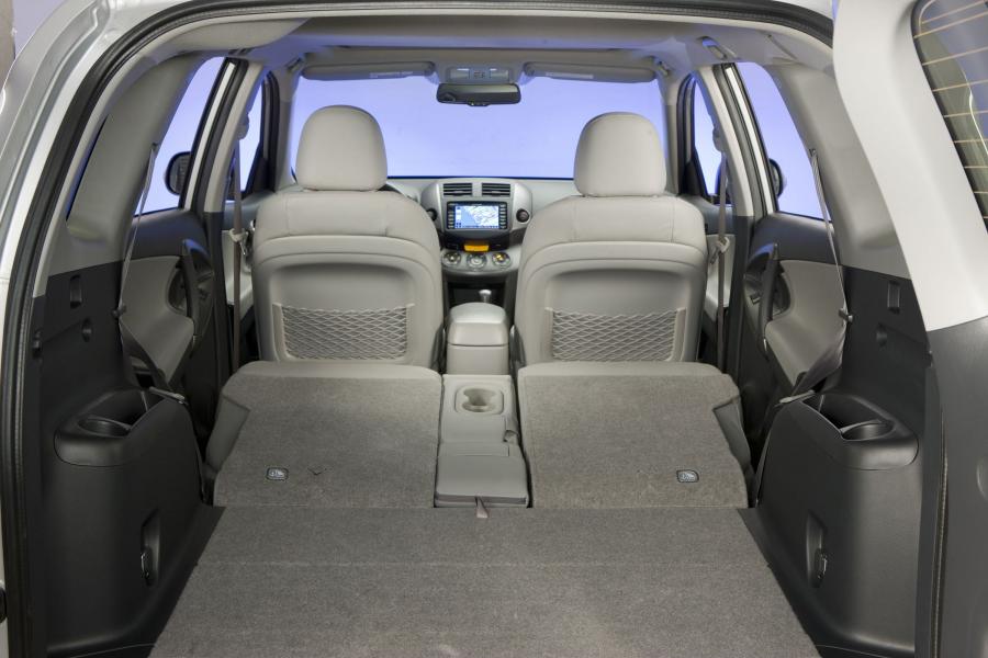  Toyota RAV4 2009 года  (фото 6 из 22)